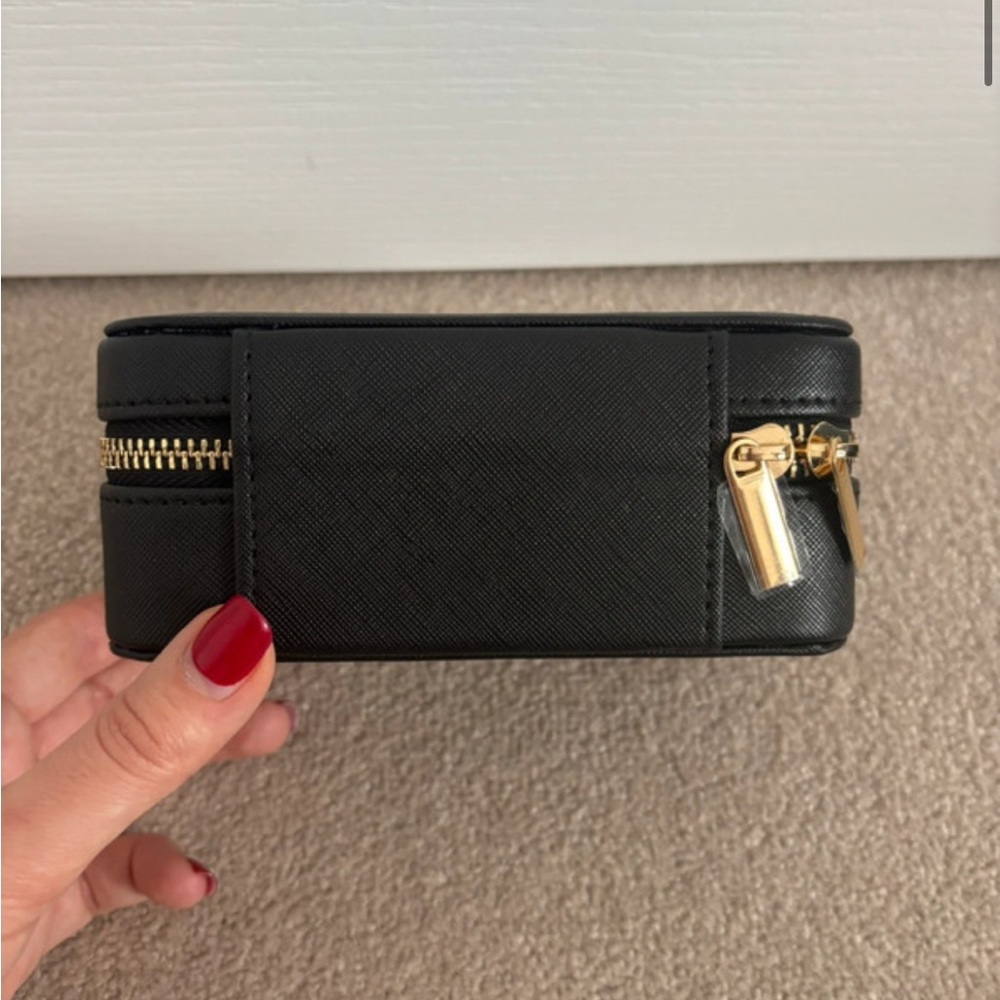 NWT Furla zip Black jewelry Case with Gold Zipper - Picture 3 of 6